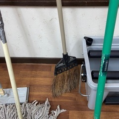掃除用具、いろいろの画像