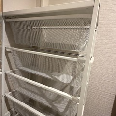 【お話中】
IKEA 白ラックの画像