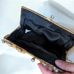 ヴィンテージ ビーズ がま口バッグの画像