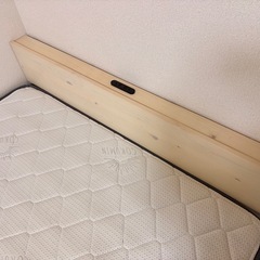 【お譲りする方決まりました】ベッドフレームの画像