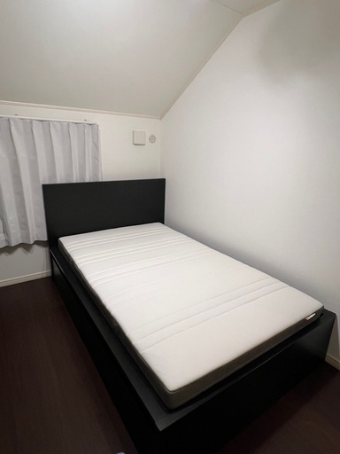 セミダブルベッドフレーム マットレスIKEA (けけ) 世田谷の家具の中古