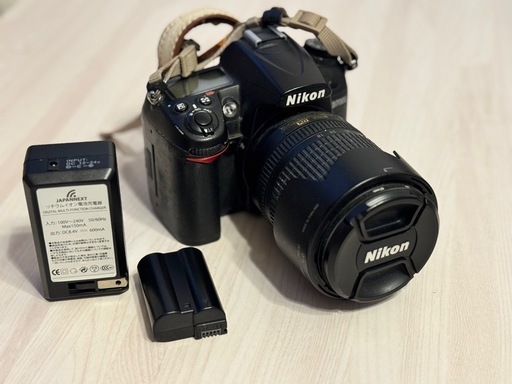NIKON D7000