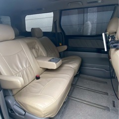 トヨタ アルファード 10系 後期（ANH10W）の画像