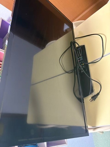 SHARP LC-32H30 32インチ液晶テレビ 作動確認済み　リモコン付き