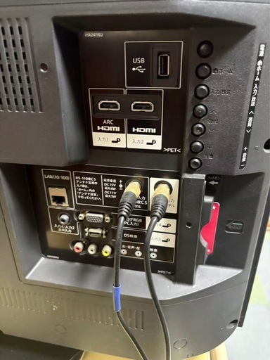 SHARP LC-32H30 32インチ液晶テレビ 作動確認済み　リモコン付き