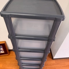 5段プラスチックチェスト キャスター付きの画像