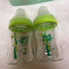 ビーンスターク　消毒専用容器＆哺乳瓶セットの画像