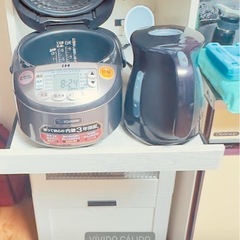 炊飯器の画像