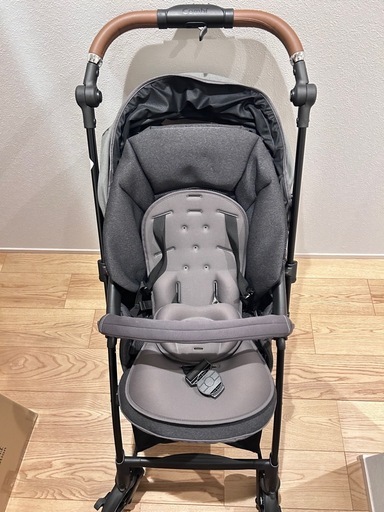 【美品】コンビ スゴカルswitch エッグショック シャドーグレー