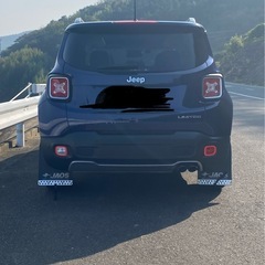 JEEP レネゲードリミテッド
の画像