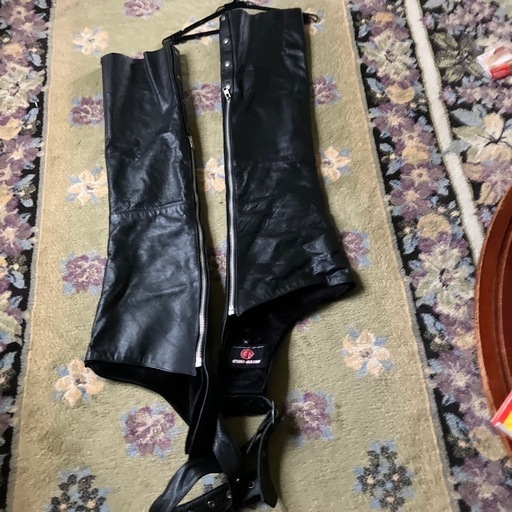 本革 レザーチャップス (CHAPS) バッファローレザー アメリカン レザー製Mサイズチャップス
