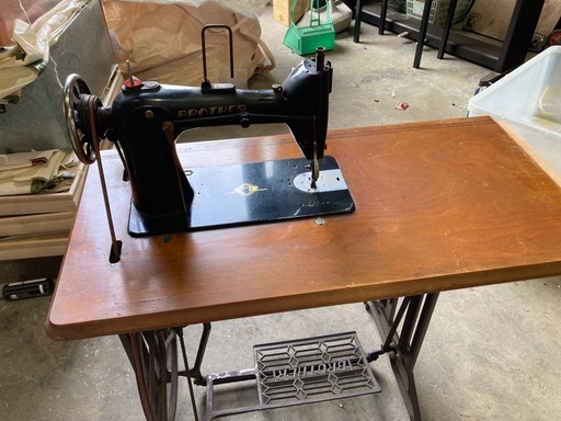 ブラザー TA1-B18 足踏みミシン アンティーク 現状渡し (おくしん堂