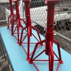 ジャツキスタンド４個の画像