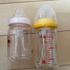 哺乳瓶の画像