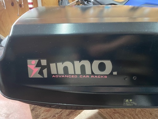 Inno製　ルーフボックス　　別途で配送致します。