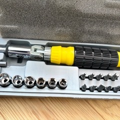 20ピース工具セット　ドライバーの画像