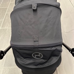 Cybexサイベックス メリオカーボン　ブラックの画像