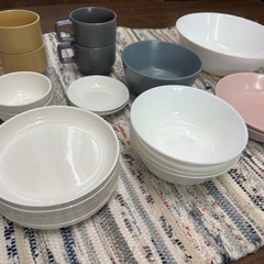 食器類一式[引き取り可能な方]の画像