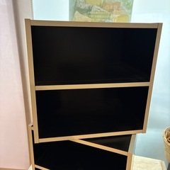 2段カラーボックスの画像