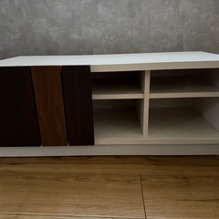 テレビ台の画像