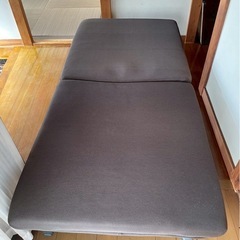 折りたたみベッドの画像