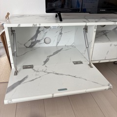 テレビ台の画像
