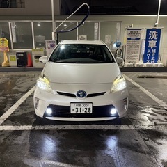 30 後期 プリウスの画像