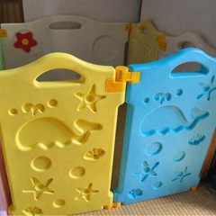 ベビーサークル 四角形の画像