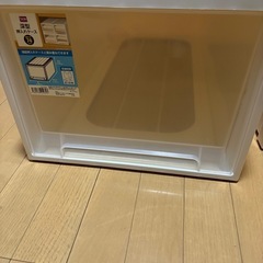 衣装ケースの画像