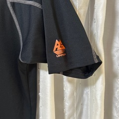 メンズラッシュガードの画像