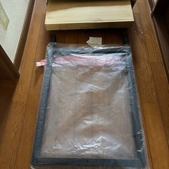 机　テーブルの画像