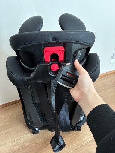 【お取引中】ディズニー   ハーネスジュニアFIX ミッキーマウス チャイルドシート ISOFIX