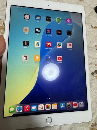 AppleiPad第7世代32GB Wi-Fi＋Cellularシルバーモデル箱なし (フアン