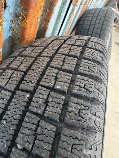 軽自動車　スタッドレスタイヤホイール付き