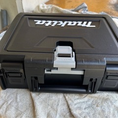 再入荷‼️😁未使用　マキタケースの画像