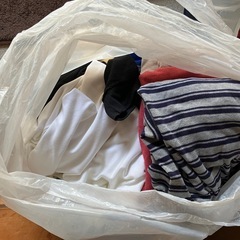 メンズ服色々サイズ（M〜L） 45ℓ袋×3の画像