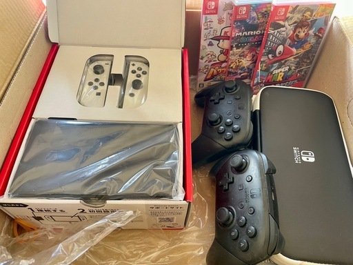 【極美品】Nintendo Switch 有機EL＋ソフト3本＋プロコン2個