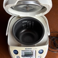 象印 Zojirushi 炊飯器 NS-UA05E5の画像