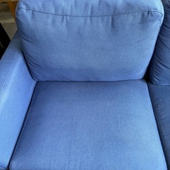 2人掛けソファ　オットマン付きの画像