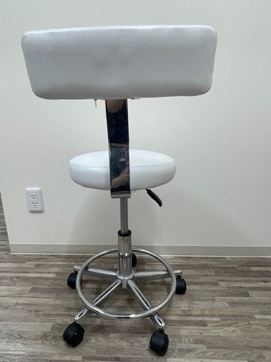 背もたれ付きスツール （お掃除キャスター仕様）ホワイト (ひーやん