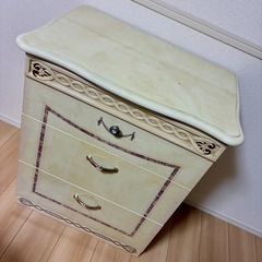 【引越しのため】 エクセレンテ　姫系アンティーク風 3段ナイトチェスト サラ アイボリー／ロココ調の画像