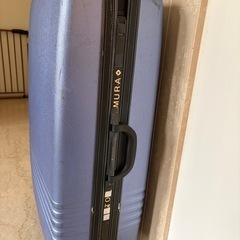 【取りに来れる方】キャリーケース スーツケース トランクの画像