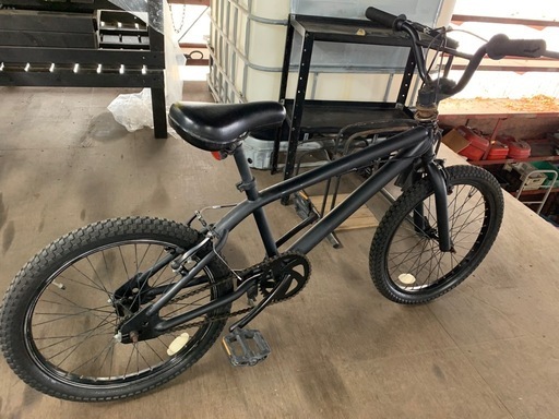 店頭販売】20インチ BMX 黒色【管理番号875】 (再生市場) 安倍川のBMX