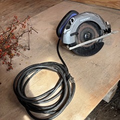 ハイコーキ　丸鋸　の画像