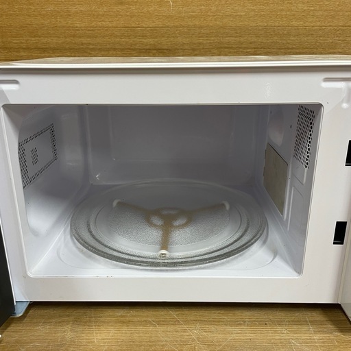 【k27電子レンジ】2022年製ヤマダ電機 YMW-M17JW6