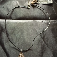 シルバーネックレスの画像