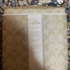 COACHショルダーバックの画像
