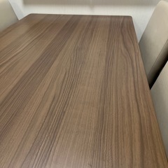 ニトリダイニングテーブル 幅135の画像