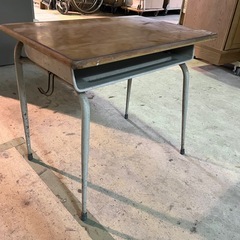 【無料】【引取限定】子供用デスクお譲り致します。2026/2/24の画像