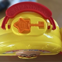 アンパンマン　鍵付きトランクケース　アンパンマンプラスチックケース　小物入れ　不二家の画像